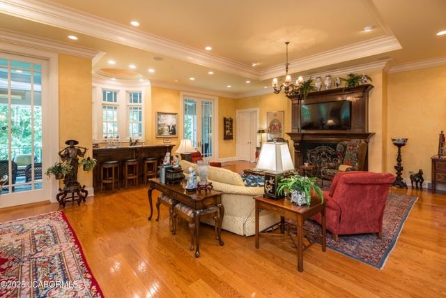 617 S EAGLE TRACE, Jefferson City, MO 65109