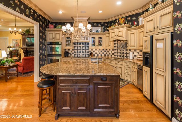 617 S EAGLE TRACE, Jefferson City, MO 65109