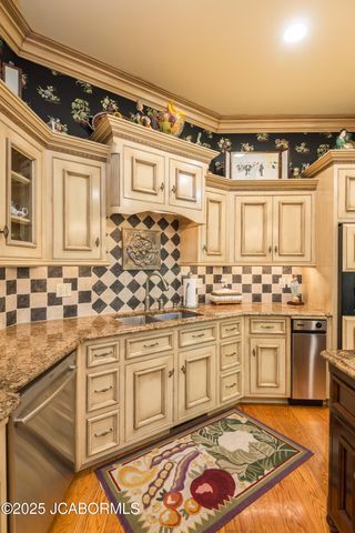 617 S EAGLE TRACE, Jefferson City, MO 65109