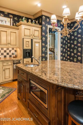 617 S EAGLE TRACE, Jefferson City, MO 65109