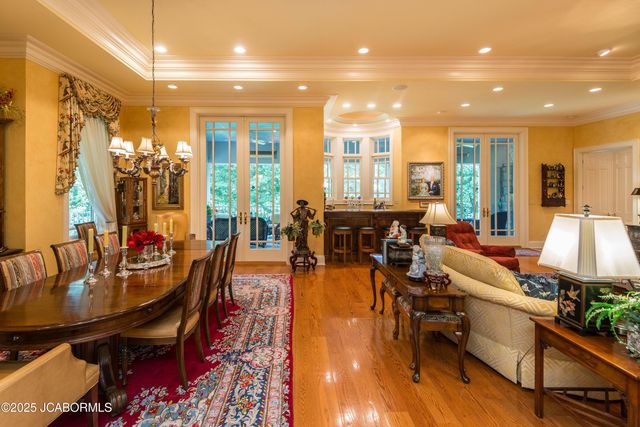 617 S EAGLE TRACE, Jefferson City, MO 65109