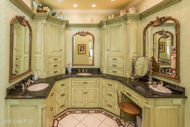 617 S EAGLE TRACE, Jefferson City, MO 65109