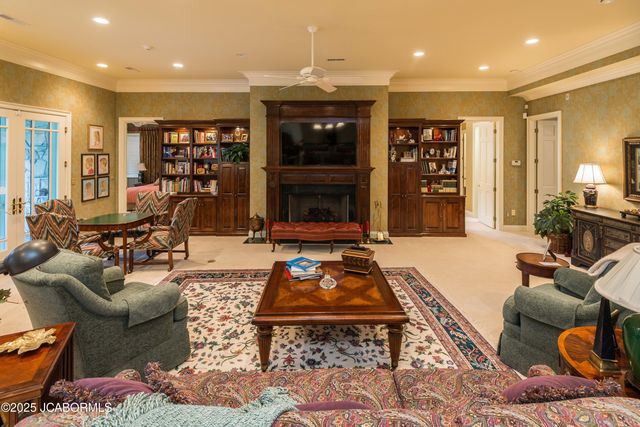 617 S EAGLE TRACE, Jefferson City, MO 65109