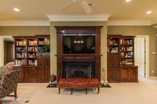 617 S EAGLE TRACE, Jefferson City, MO 65109