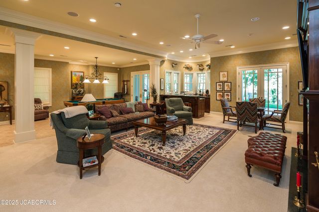 617 S EAGLE TRACE, Jefferson City, MO 65109