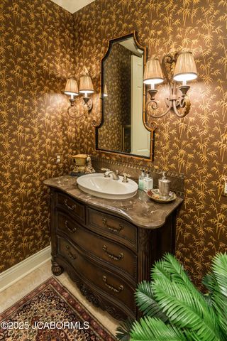 617 S EAGLE TRACE, Jefferson City, MO 65109