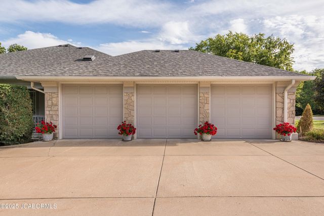 617 S EAGLE TRACE, Jefferson City, MO 65109