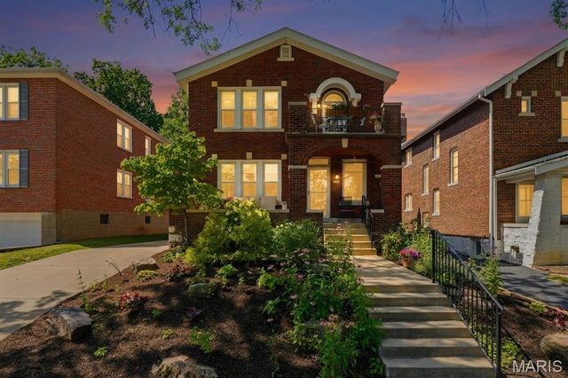 7544 Hoover Avenue, Richmond Heights, MO 63117