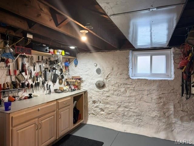 7544 Hoover Avenue, Richmond Heights, MO 63117