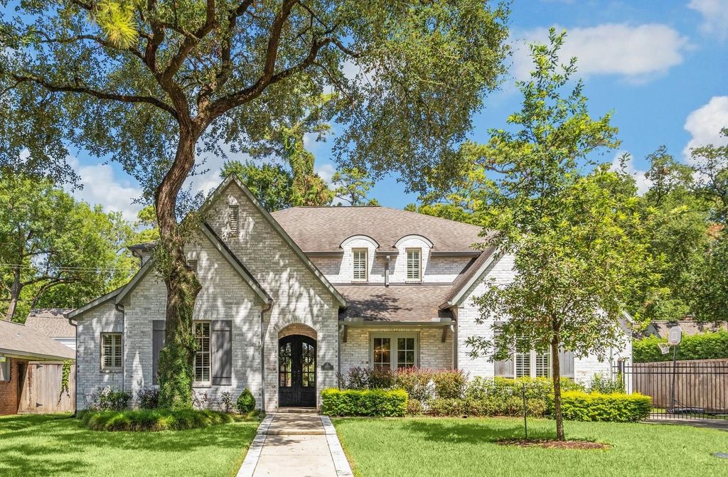 12222 Old Oaks Drive, Houston, TX 77024
