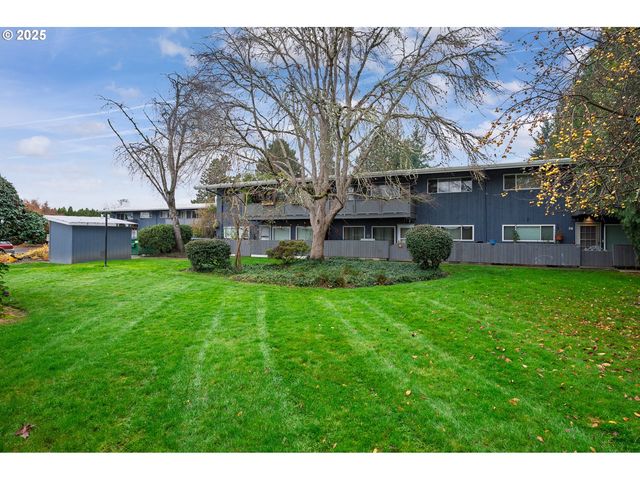 10090 Sw BEAVERTON HILLSDALE Hwy 16, Beaverton, OR 97005