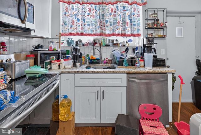 505 W DUNCANNON AVE, Philadelphia, PA 19120