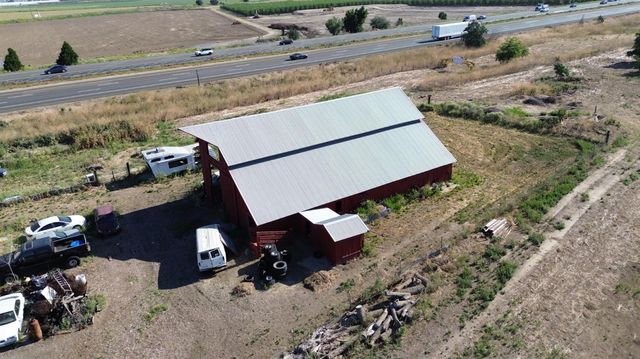 3135 W Canal Blvd, Tracy, CA 95304