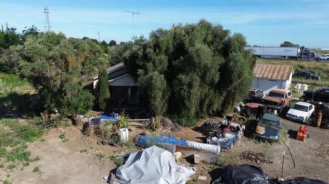 3135 W Canal Blvd, Tracy, CA 95304