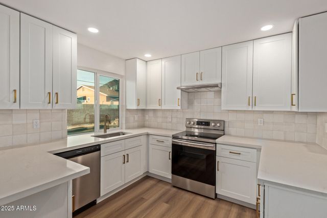 1514 E TURQUOISE Avenue, Phoenix, AZ 85020