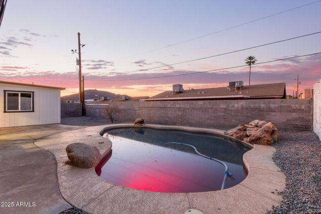 1514 E TURQUOISE Avenue, Phoenix, AZ 85020