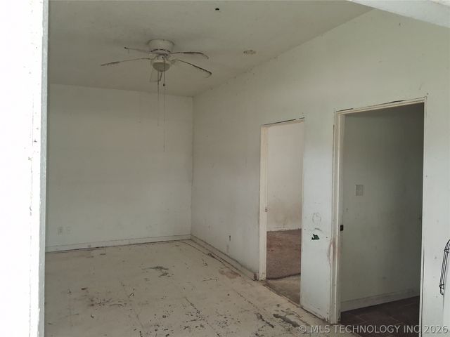 420576 EW Texanna Road, Checotah, OK 74426