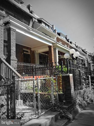 1223 STAPLES ST NE, Washington, DC 20002