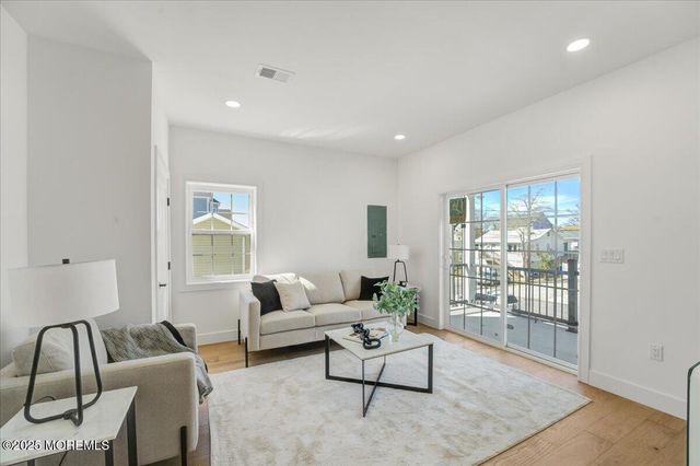 5 Shore Pine Drive, Brick, NJ 08723