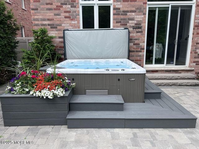 5 Shore Pine Drive, Brick, NJ 08723