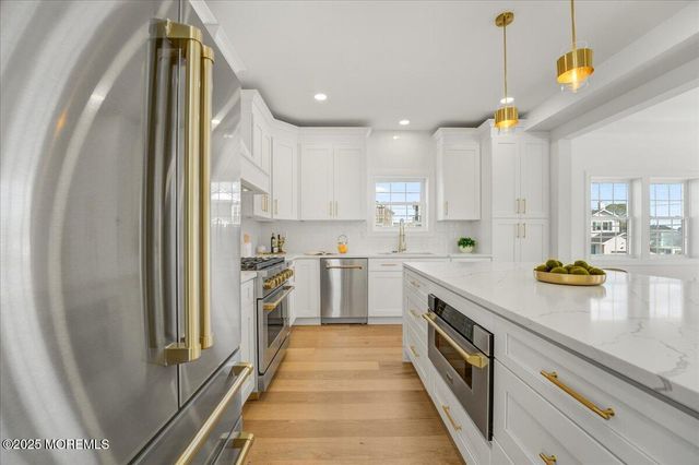 5 Shore Pine Drive, Brick, NJ 08723