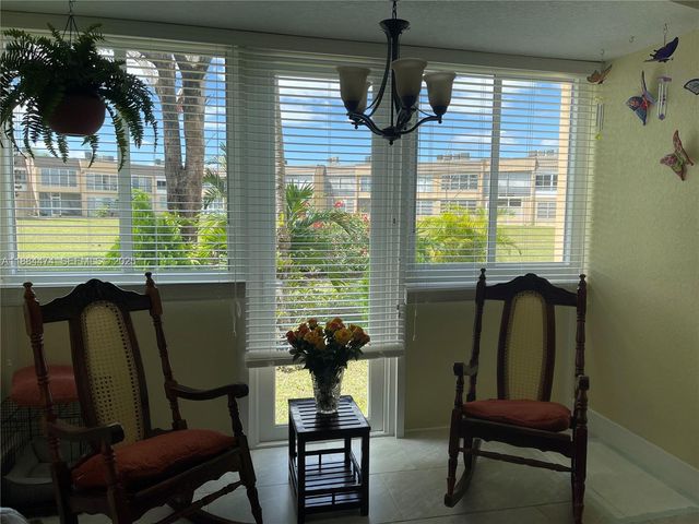 9041 Sunrise Lakes Boulevard 108, Sunrise, FL 33322