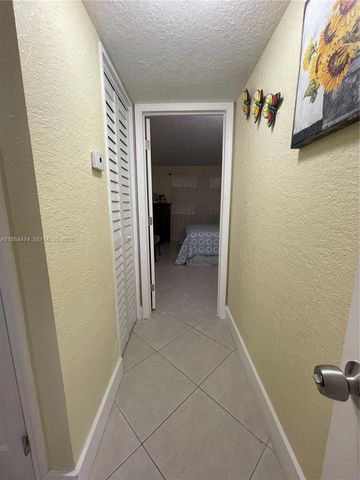 9041 Sunrise Lakes Boulevard 108, Sunrise, FL 33322