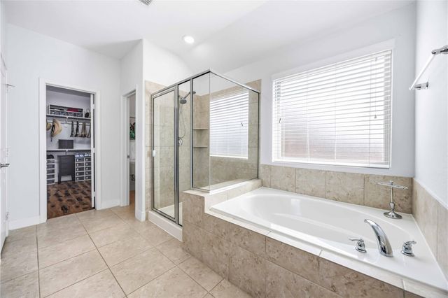 9905 White Oak Lane, Brookshire, TX 77423