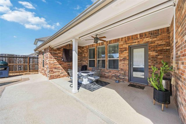 9905 White Oak Lane, Brookshire, TX 77423