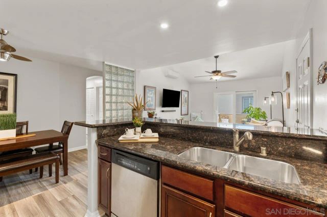5402 Balboa Arms 415, San Diego, CA 92117