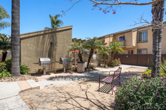 5402 Balboa Arms 415, San Diego, CA 92117