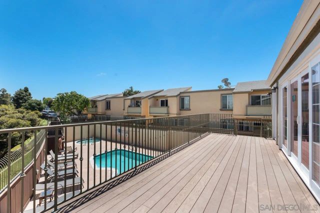 5402 Balboa Arms 415, San Diego, CA 92117