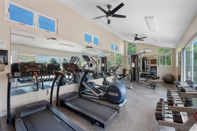 5402 Balboa Arms 415, San Diego, CA 92117