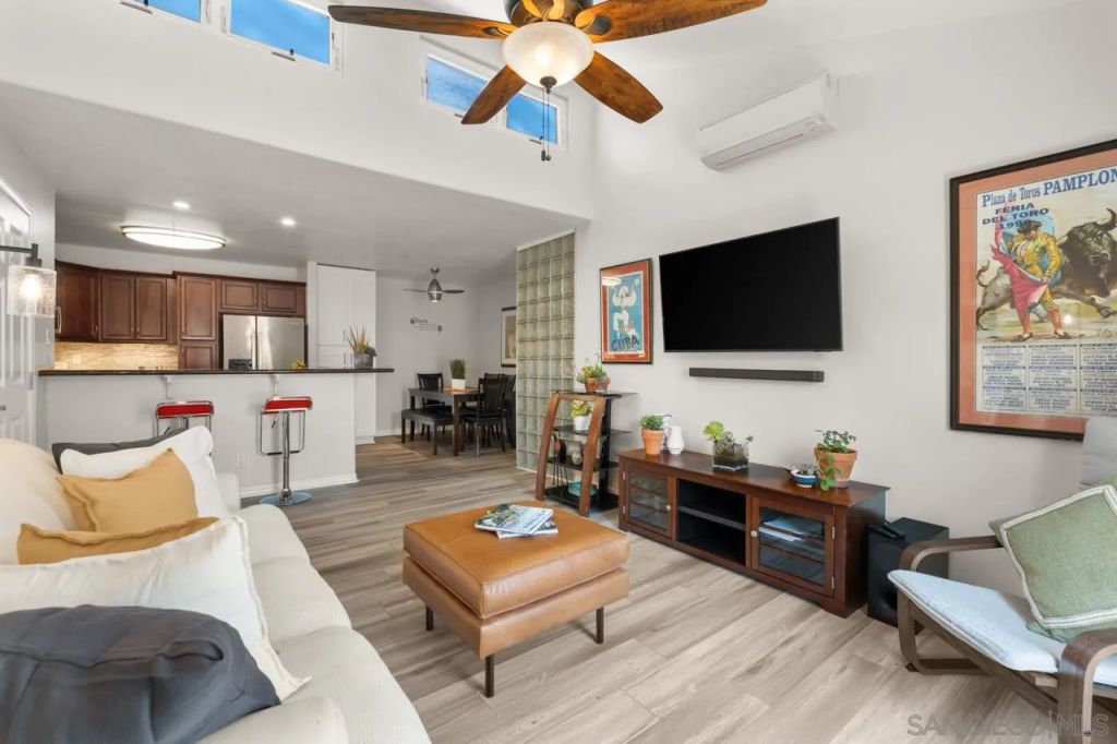 5402 Balboa Arms 415, San Diego, CA 92117