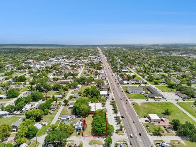 1215 WISCONSIN AVENUE, St Cloud, FL 34769
