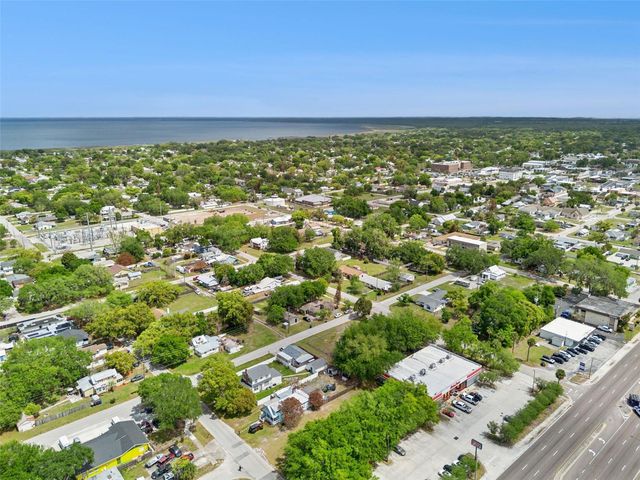 1215 WISCONSIN AVENUE, St Cloud, FL 34769