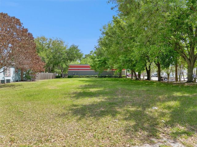 1215 WISCONSIN AVENUE, St Cloud, FL 34769