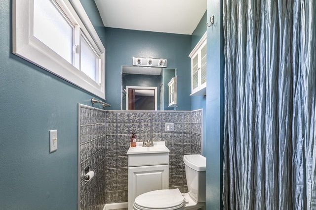 500 Willow STREET, Onalaska, WI 54650