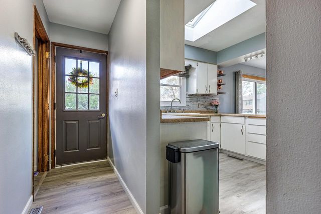 500 Willow STREET, Onalaska, WI 54650