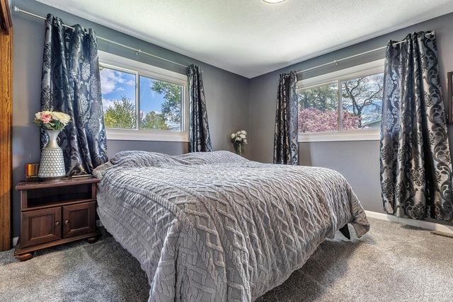 500 Willow STREET, Onalaska, WI 54650