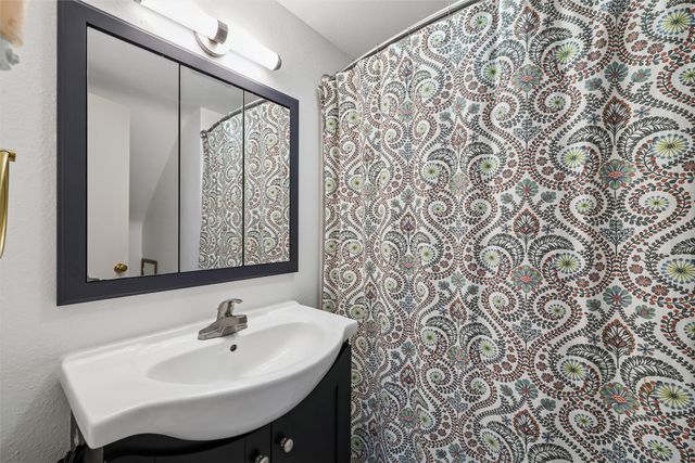 3408 Rutland Avenue, Des Moines, IA 50311