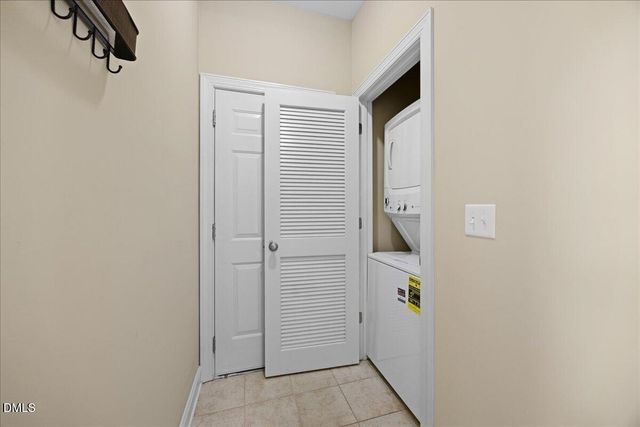 6317 Grove Estates Terrace, Raleigh, NC 27606