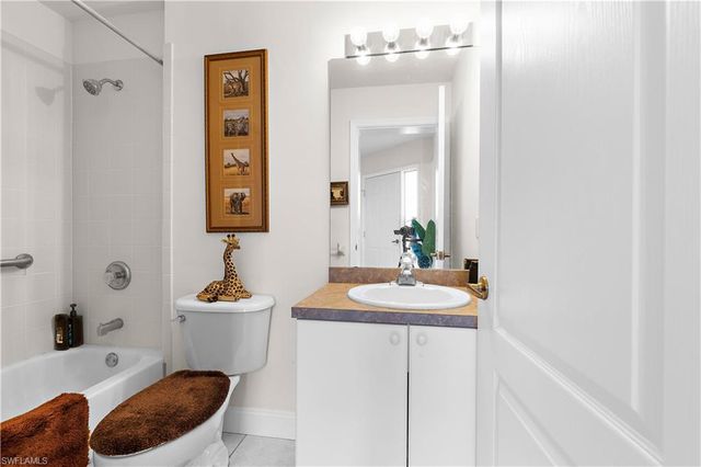 9601 Village View BLVD # 102, Bonita Springs, FL 34135