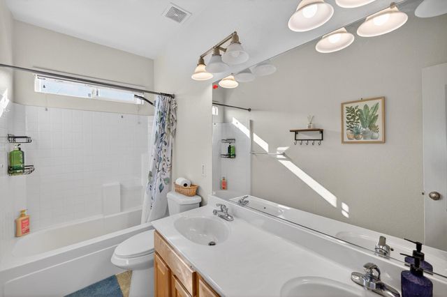 5 Outer Banks Pl, Sacramento, CA 95835