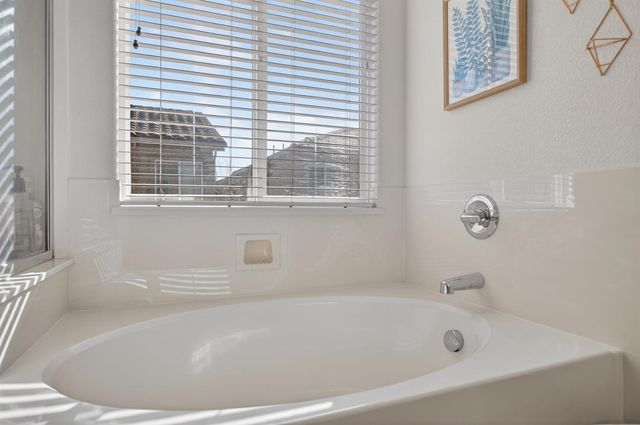 5 Outer Banks Pl, Sacramento, CA 95835