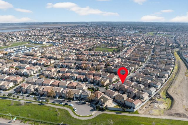 5 Outer Banks Pl, Sacramento, CA 95835