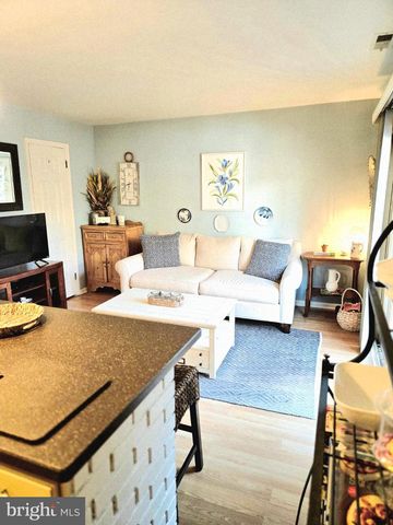 3217 STOCKTON PL, Southampton, PA 18966