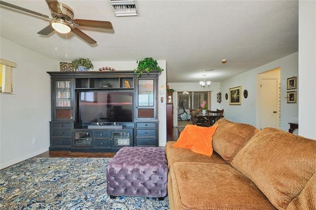 1505 Markdale ST E, Lehigh Acres, FL 33936