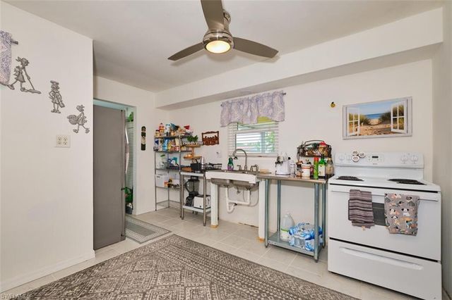 1505 Markdale ST E, Lehigh Acres, FL 33936