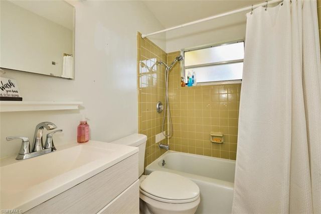 1505 Markdale ST E, Lehigh Acres, FL 33936